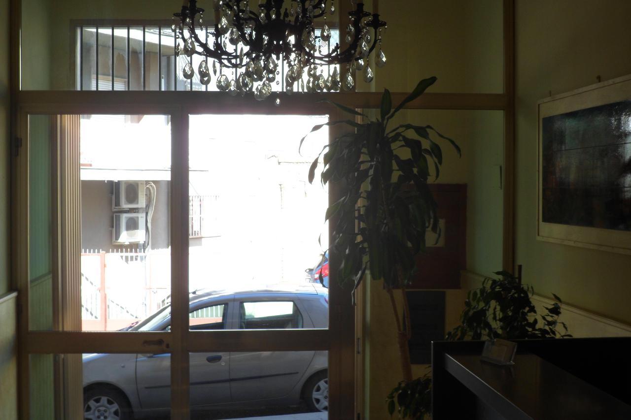 Albergo Miramonte 비보발렌티아 외부 사진